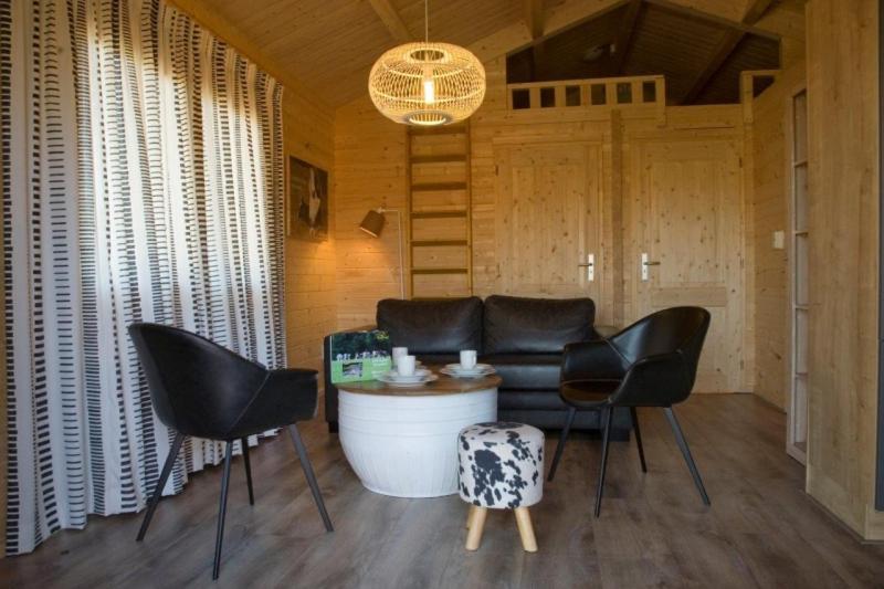 Camping Het Wieskamp Henxel エクステリア 写真
