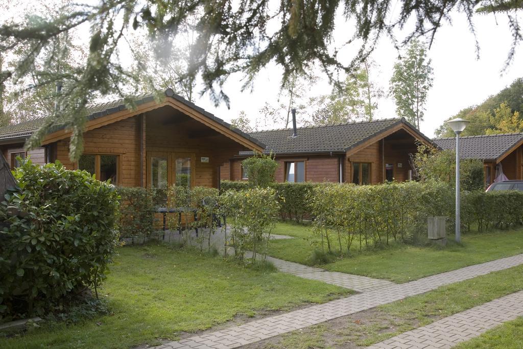 Camping Het Wieskamp Henxel エクステリア 写真