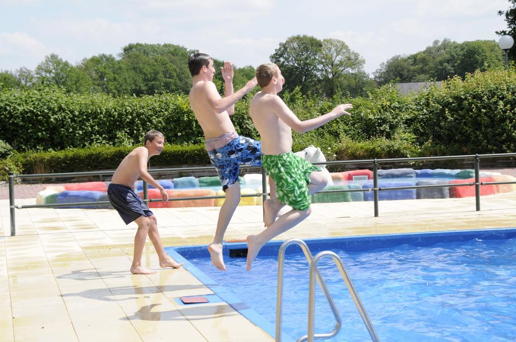 Camping Het Wieskamp Henxel エクステリア 写真