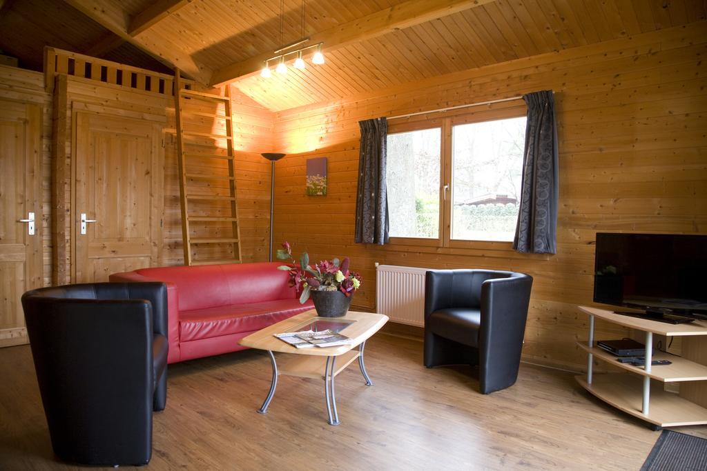 Camping Het Wieskamp Henxel エクステリア 写真
