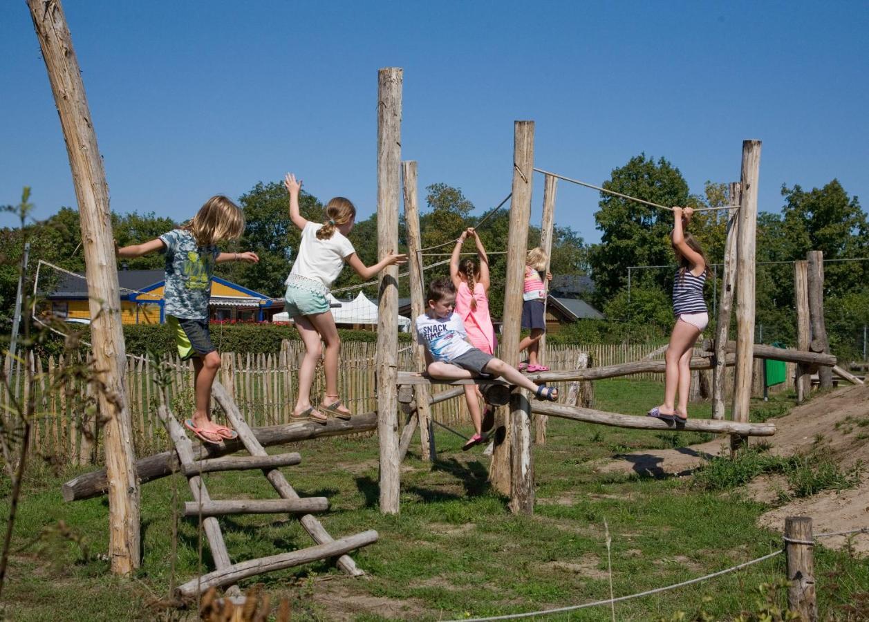 Camping Het Wieskamp Henxel エクステリア 写真